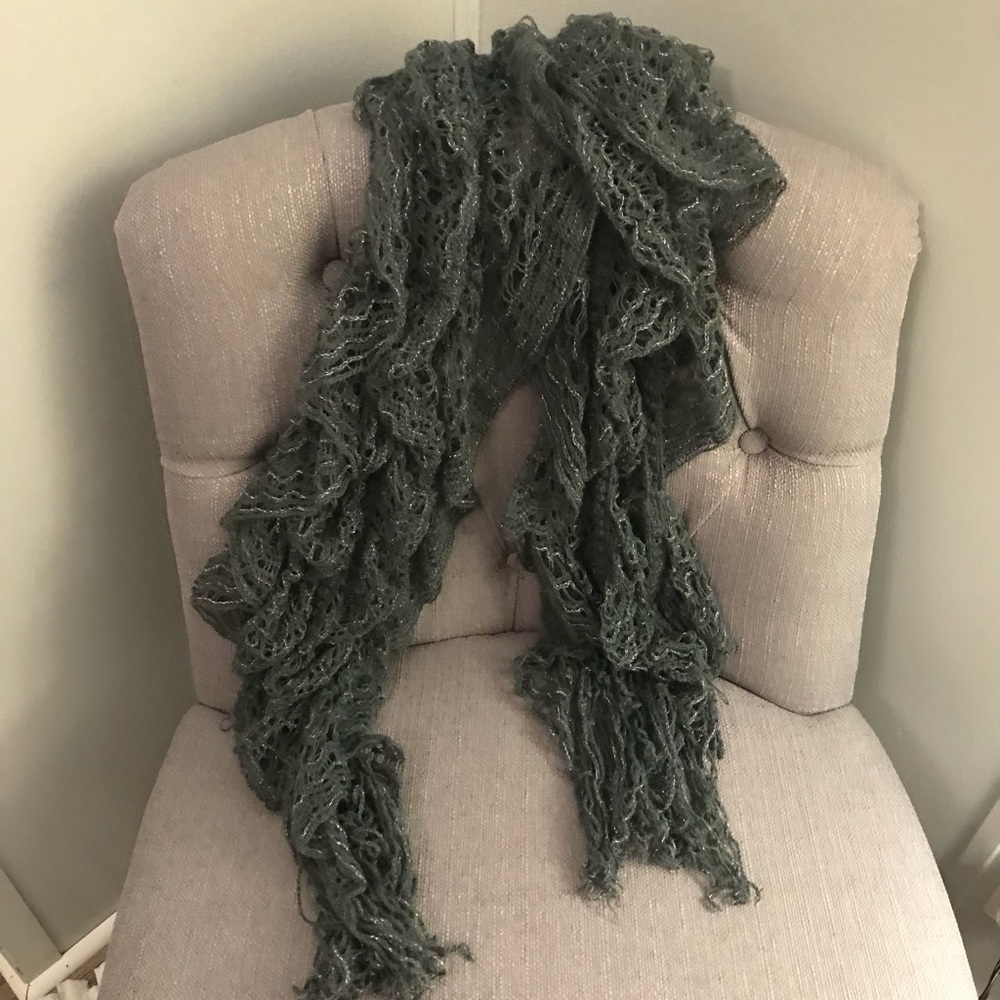 Beautiful Grey Scarf